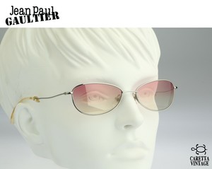 wrap cat eye sunglasses