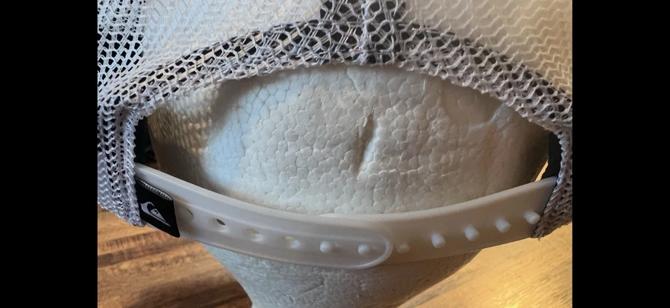 Шариковая кепка Quicksilver мужская женская OSFM темно-бордовая - Изображение 4 из 4