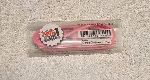 Plug & Go 30 Pin USB iPod iPhone 4 Charge & Sync Cable 3.5 ft Pink BRAND NEW