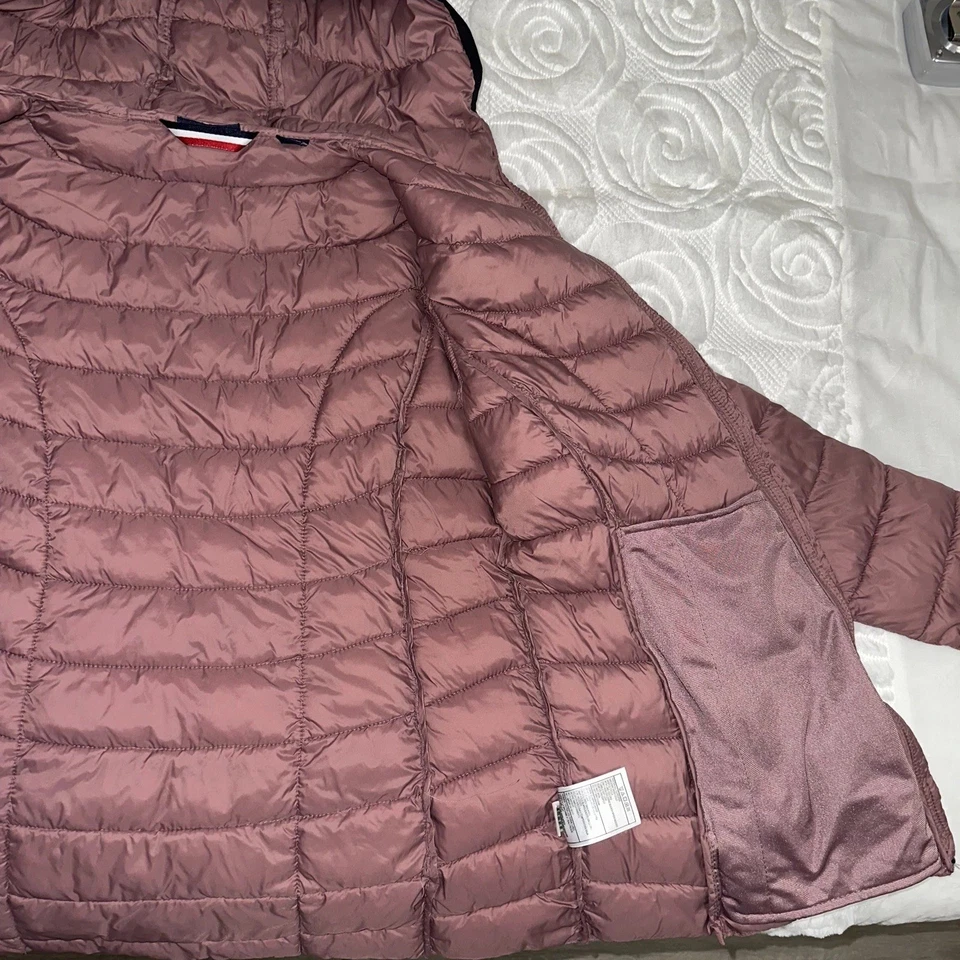 New REEBOK GIRLS HOODED QUILTED PUFFER GLACIER SHIELD LIGHTWEIGHT COAT  size M - Image 4 of 4