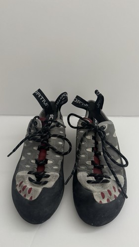 La Sportiva | Tarantulace Lace-Up Rock Climbing Shoes Gray/Black/Red | W | US 7