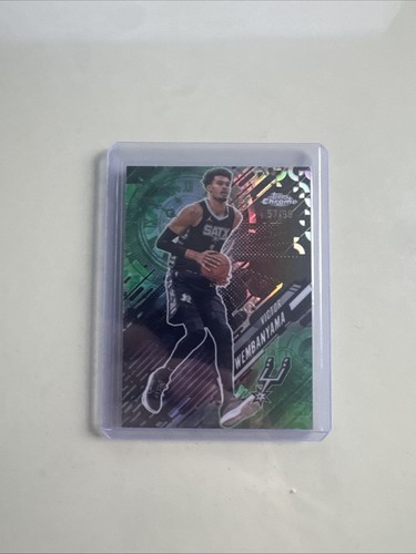 2025 Topps Chrome Victor Wembanyama Base (RAW)