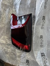 Produktbild - LED Rückleuchte Heckleuchte hinten Rechts Light BMW X1 U11 Original 9465352