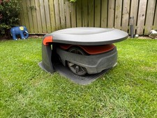 Flymo EasiLife 200 Robotic Lawnmower