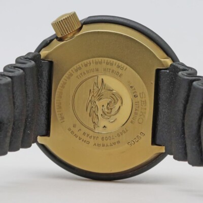 Seiko Golden Tuna 7549-7009 600m Titanium Dive Quartz Black Dial