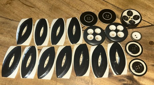 Buttons Vintage Black&White Mix Large 1950s - 第 1/4 張圖片