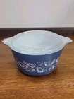 Pyrex 473-B 1 Liter Casserole Dish Bowl Colonial Mist Blue Daisy with 470-C Lid