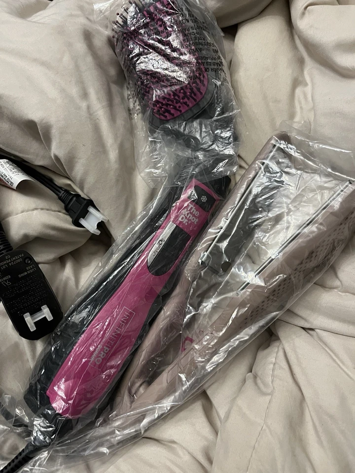 Cepillo Infiniti Pro con secadora y planchas Remington Foto 2 de 3