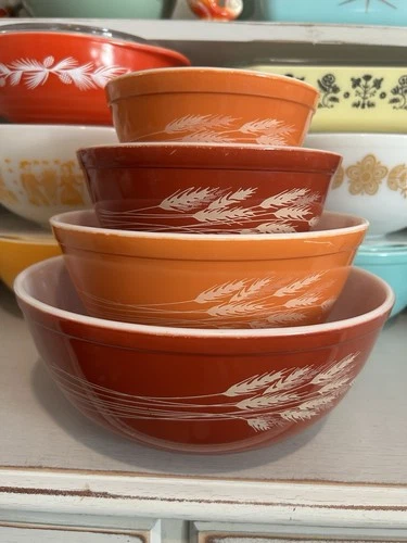 Pyrex Autumn Harvest Wheat Rust/Orange Mixing Bowl Set