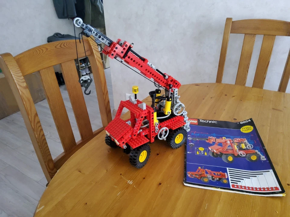 LEGO Technic 8854 Power Crane, photo 1 sur 5