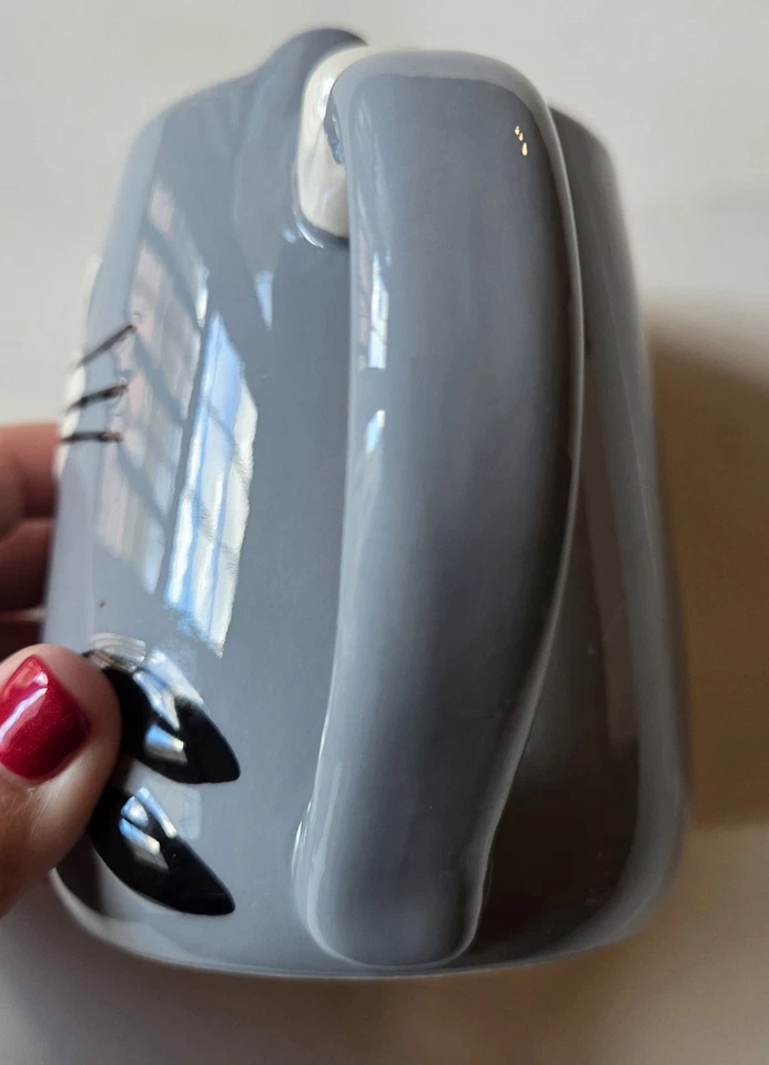 Taza de café Tag Brand Cat Kitty con orejas divertidas años 90 gris blanco 16 oz.  Foto 2 de 4