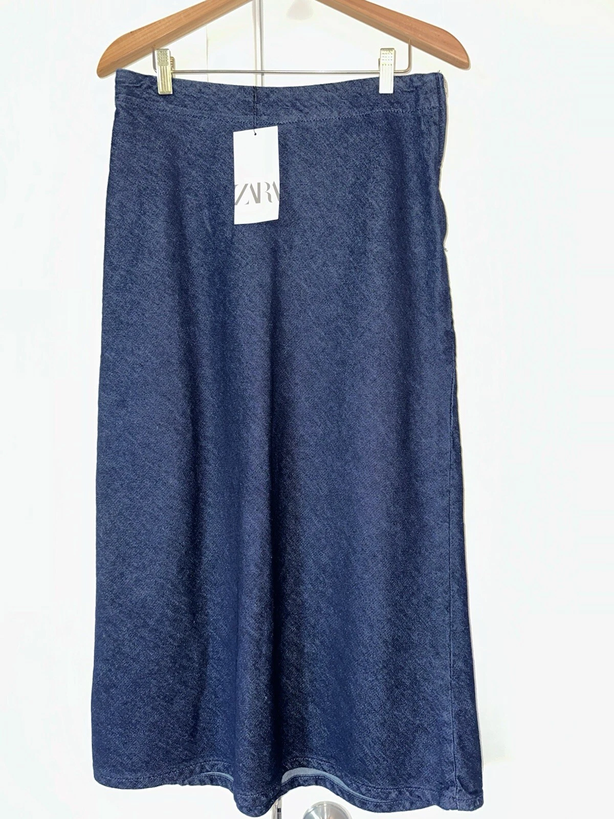 **NWT! Zara Midi Skirt-Dark Rinse Denim-Medium-100% Cotton**