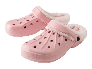 extra fur crocs