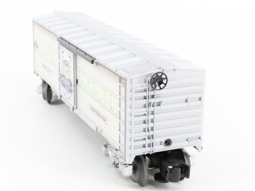 O Gauge 3-Rail Lionel 6-83498 2016 National Lionel Train Day Boxcar - Picture 7 of 10