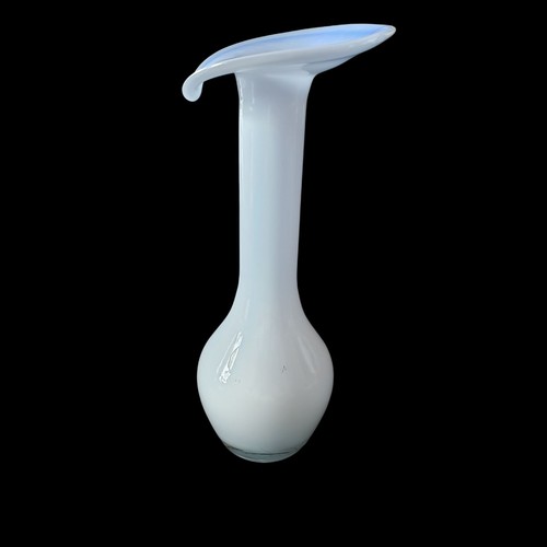 Vintage Hand Blown Jack-in-the-pulpit Cased Art Glass Vase Blue White - Picture 3 of 7