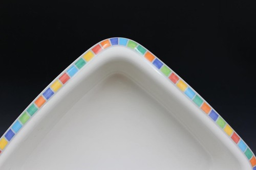Villeroy & Boch Twist Alea Limone Square Baker 8 5/8" Vilbofour Ceramic Plus - Picture 5 of 6