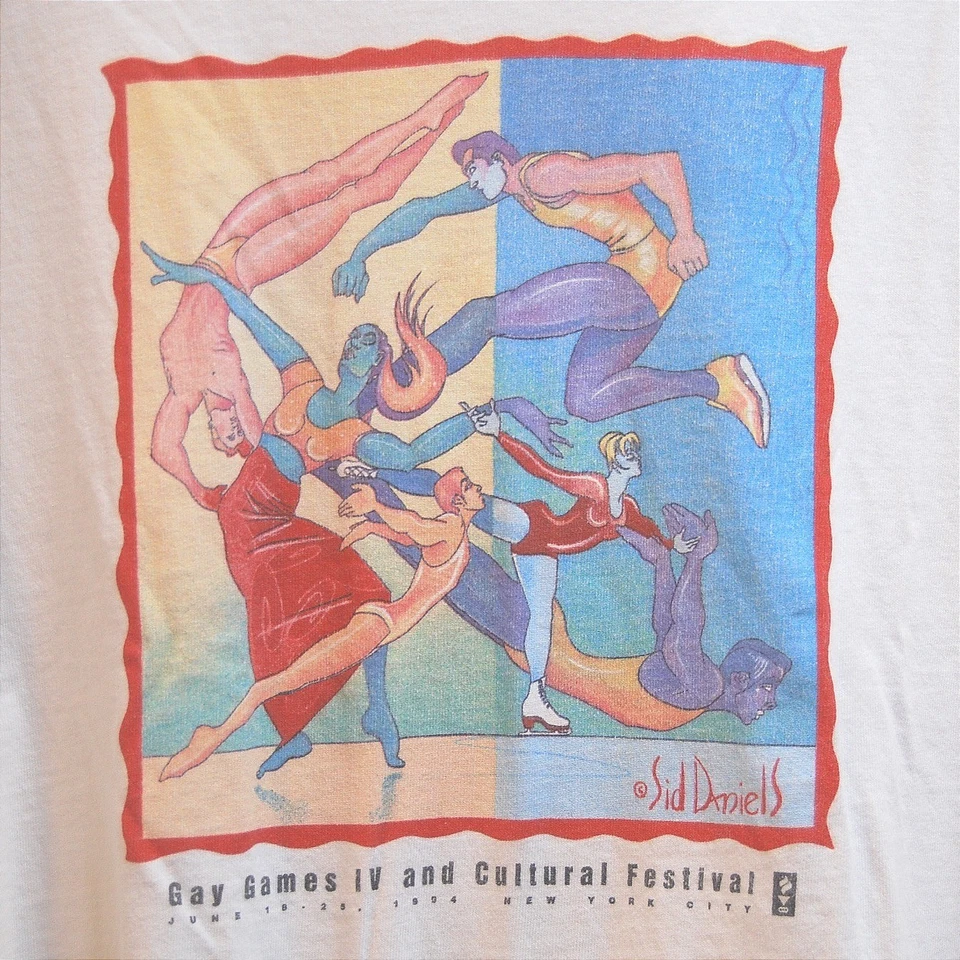 Men's Tshirt 2XL Vintage single stitch 90s Fruit of the Loom Gay Games 1994 - Image 2 of 4