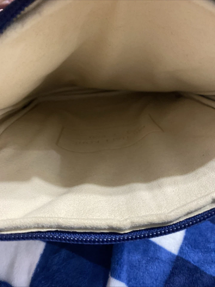 MK IPAD 2 Case (Used) - Image 4 of 4