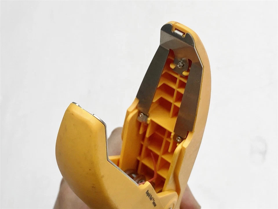 Termopar Fieldpiece TC48 abrazadera de tubo grande tipo K de 3/4" a 4-1/8" Foto 3 de 4