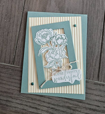 STAMPIN UP CARD KIT - FLOWER YOU'RE PRETTY WONDERFUL KIT MAKES 4 CARDS 25.517