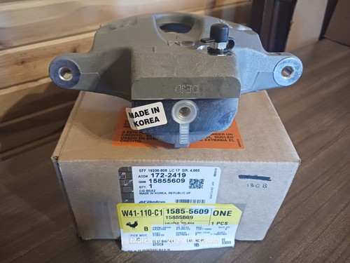 GM 15855609 AC Delco 172-2419 Left Rear Brake Caliper Traverse Acadia Enclave - Picture 1 of 4