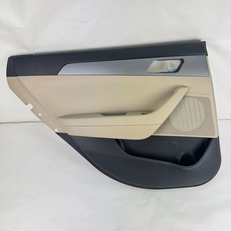 OEM 2015 2016 2017 Hyundai Sonata Rear Left Driver Door Panel 83305-C2000PPB - Image 2 of 4