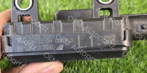 Toyota ES350 2007 Transmission Control Computer Module 89530-33040 Oem used - Picture 3 of 15