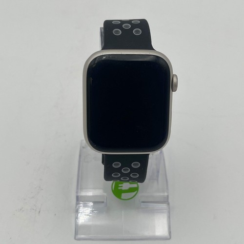 Unlocked Apple Watch Series 7 45MM Silver Aluminum Nike Loop MKJK3LL/A Scratched - Photo 3 sur 10