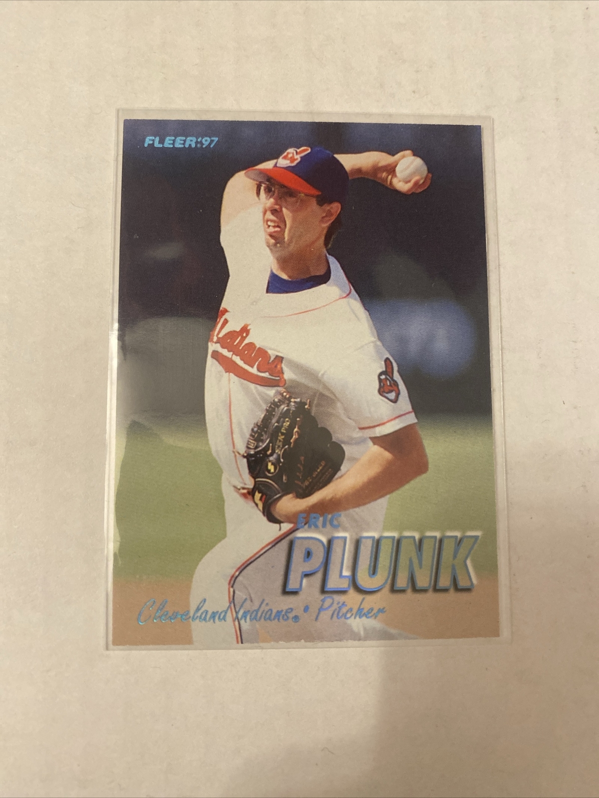 1997 Fleer Eric Plunk Tiffany Parallel