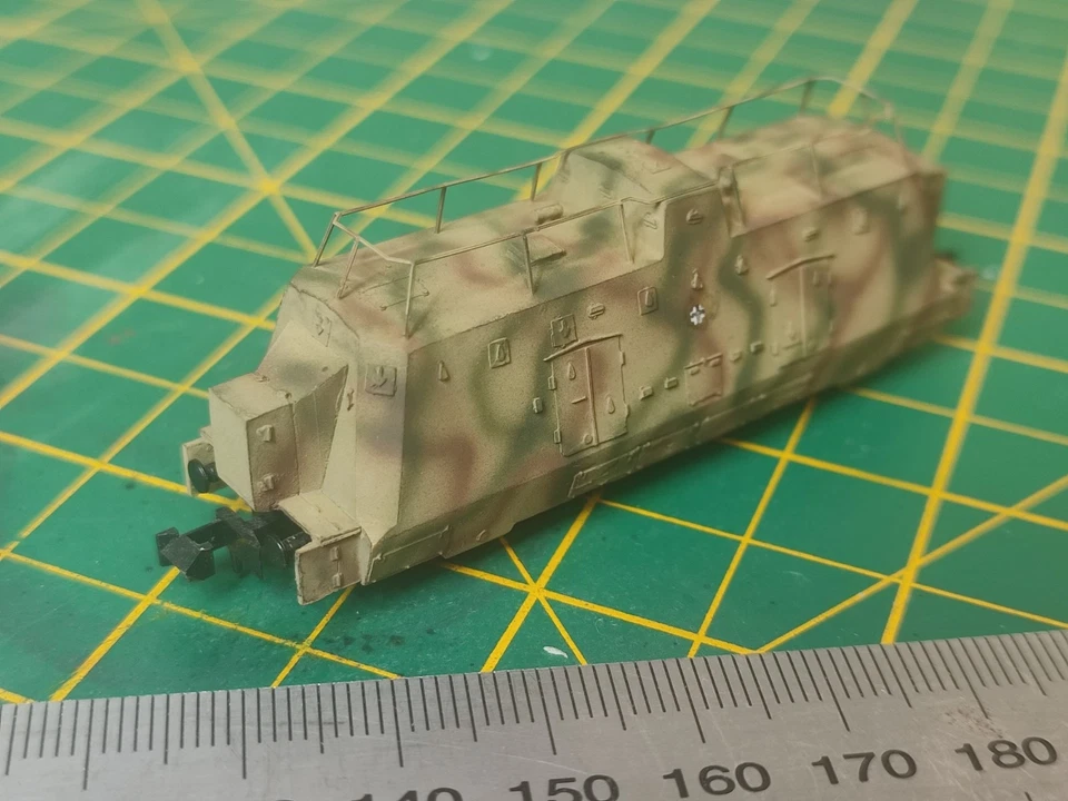 N scale 1:160 BP42/44 Panzerzug Kommandowagen - NEW - with ROCO chassis - Image 3 of 4