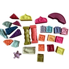 B. toys One Two Squeeze Baby Blocks Building Blocks for Toddlers Animals 26 Set