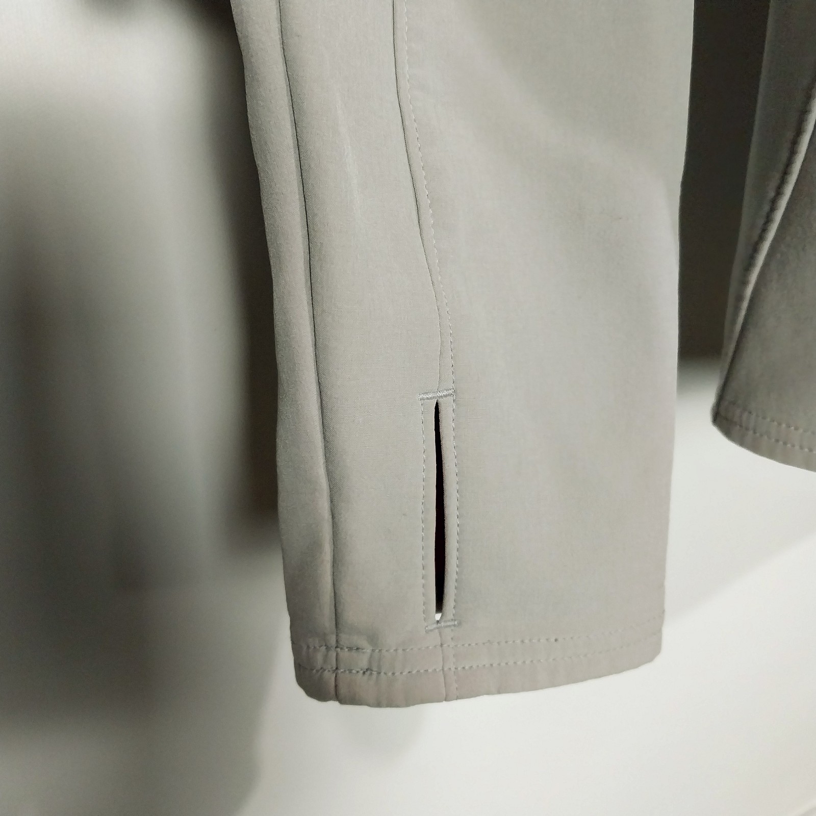 The North Face Softshell Pullover Jacket Logo Zip… - image 5