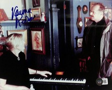 Vanessa Redgrave Signed 8x10 Photograph BECKETT