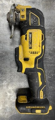 DEWALT DCS355 20Volt MAX XR Cordless Brushless Oscillating MultiTool (d1030)