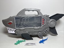 Teamsterz Beast Machines Robo Shark - toy car transporter 17" car storage - 489