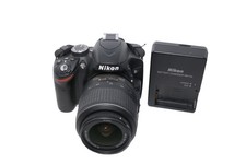 USED Nikon D3200 DSLR w/18-55mm Kit