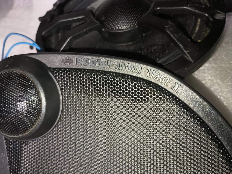 Harley-Davidson Road Glide Speakers 2015 To 2023 With Boom Audio Grills - Image 2 of 4