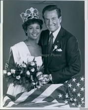 1984 New York Bob Barker Kristina Kaye Smith Cbs 7X9 Historic Vintage Photo