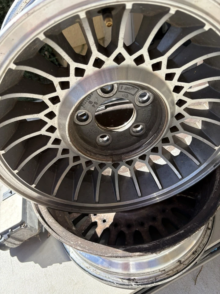 Mercury Ford Crown Victoria Grand Marquis 1997-2002 16" Factory OEM Wheel Rim 2 - Image 2 of 2