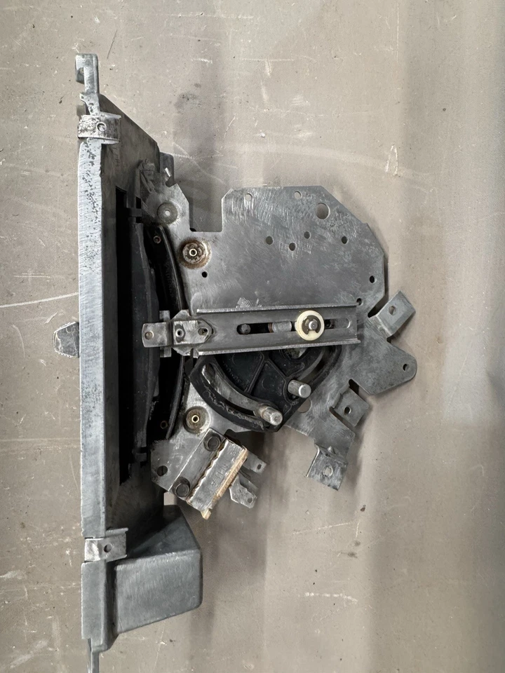 Pontiac GTO LeMans 1969 controles de calefacción lente de tablero Tempest sin aire acondicionado Foto 4 de 4