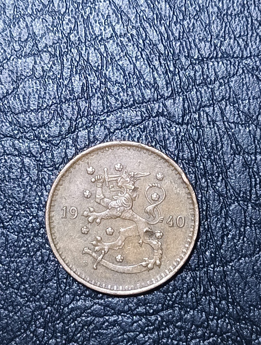 その他 Secrets of Finland Pauper Coin Collector Artek Secrets of Finland: Pauper Coin Collector - Artek