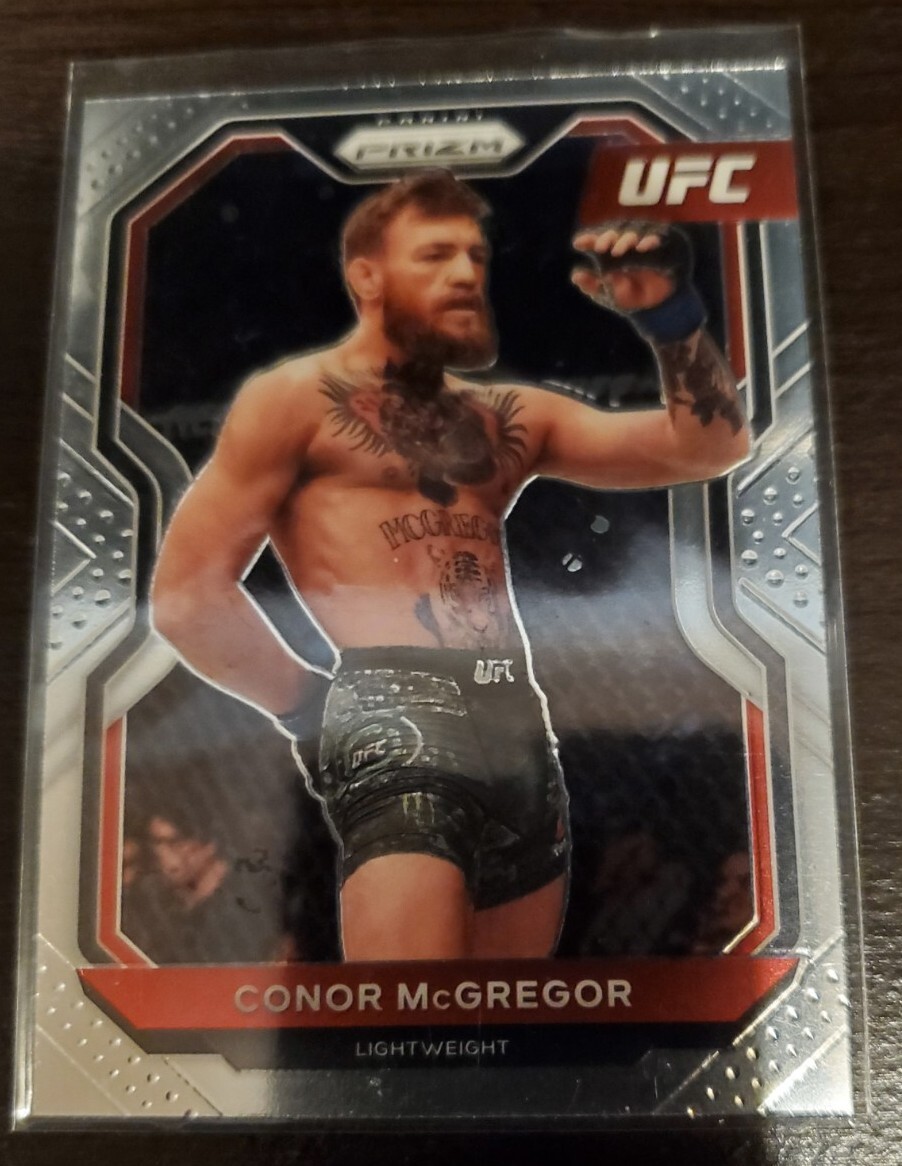 2021 Connor McGregor Panini Prizm UFC Base #30