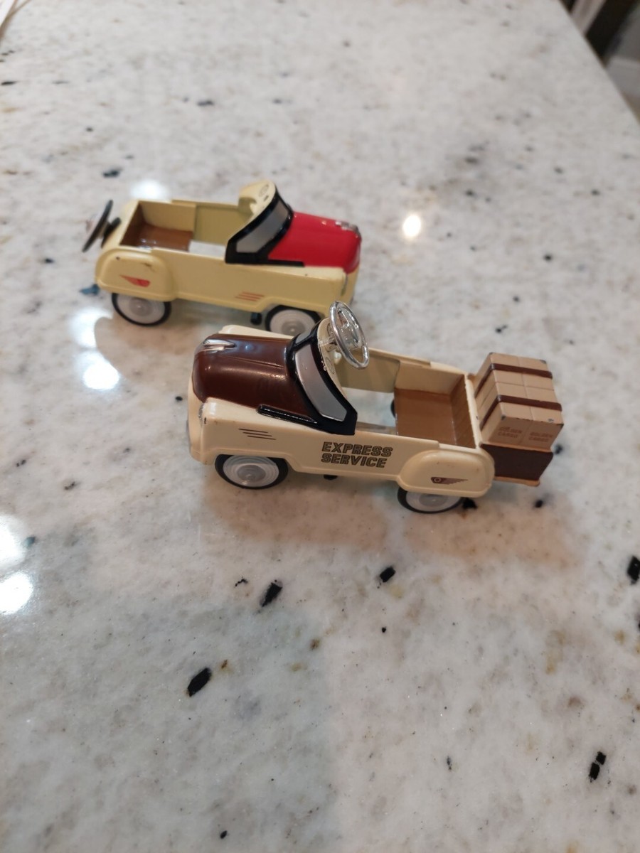 GOLDEN WHEEL ゴールデンホイール　1/64 ミニカー　2台 golden wheel diecast 1:64, 2 Cars 🚗 | eBay