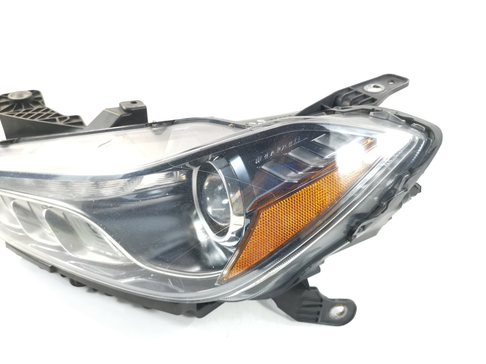 Maserati Ghibli 2014 FRONT+LEFT Headlight P/N 670005476