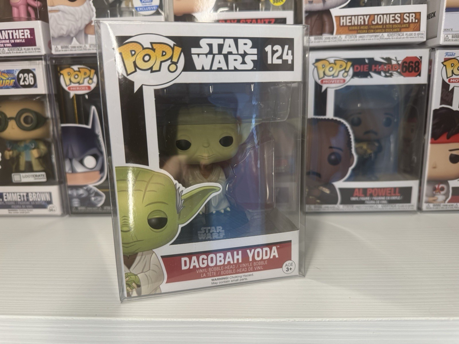 Funko Pop DAGOBAH YODA (124)--STAR WARS EMPIRE STRIKES BACK MOVIE