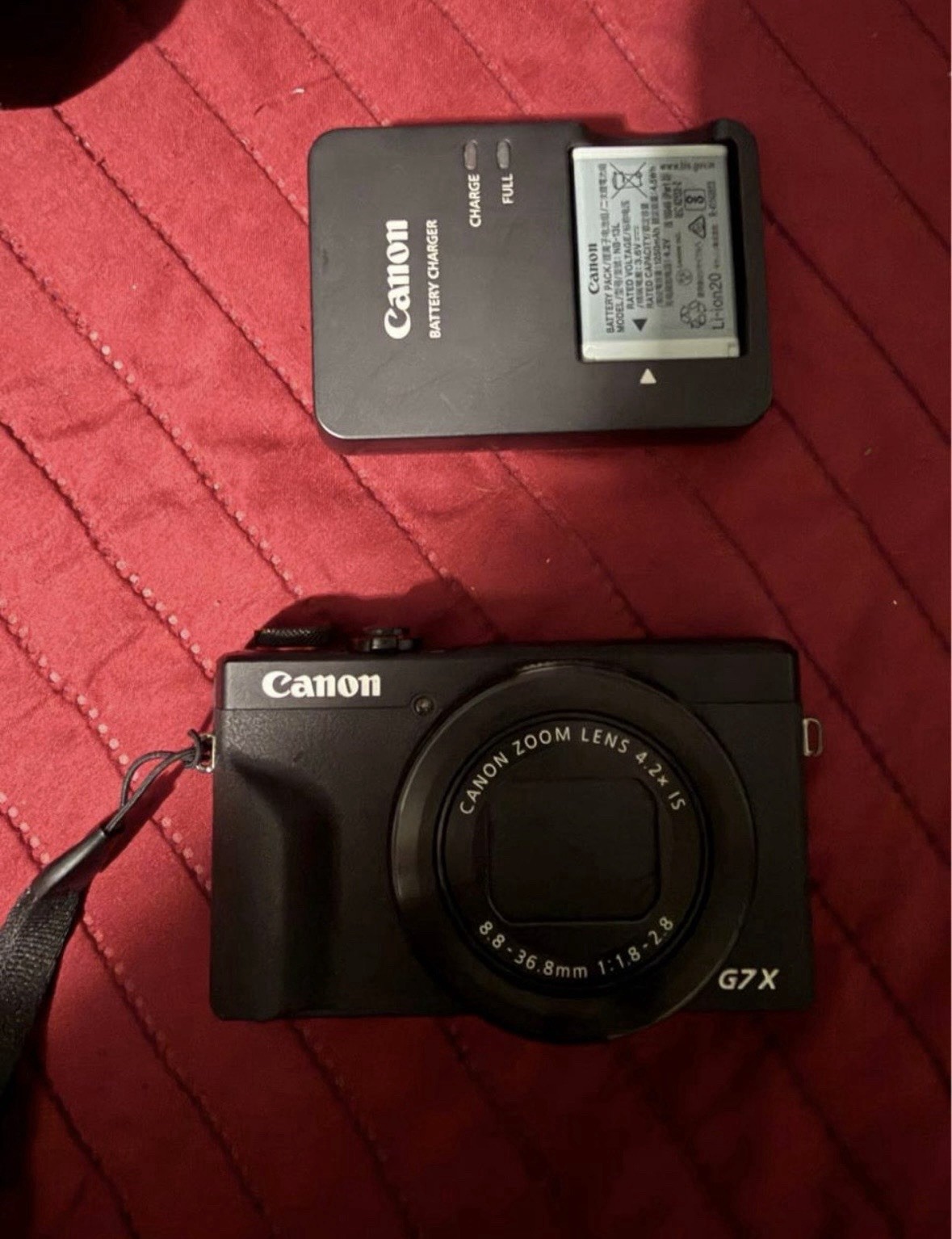 Canon PowerShot G7 X Mark III Black 20.1MP 4.2x Touchscreen w/Case Box