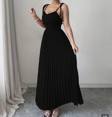 Elenzga Women's S Black Pleated V-Neck Sleeveless Strappy Maxi Dress