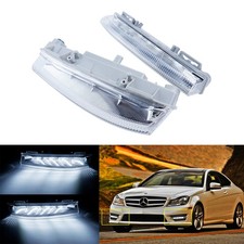 1 Paar Front Nebelscheinwerfer Tagfahrlicht für Mercedes-Benz SLK-Klasse R172 1 Paar Front Nebelscheinwerfer Tagfahrlicht für Mercedes-Benz SLK-Klasse R172