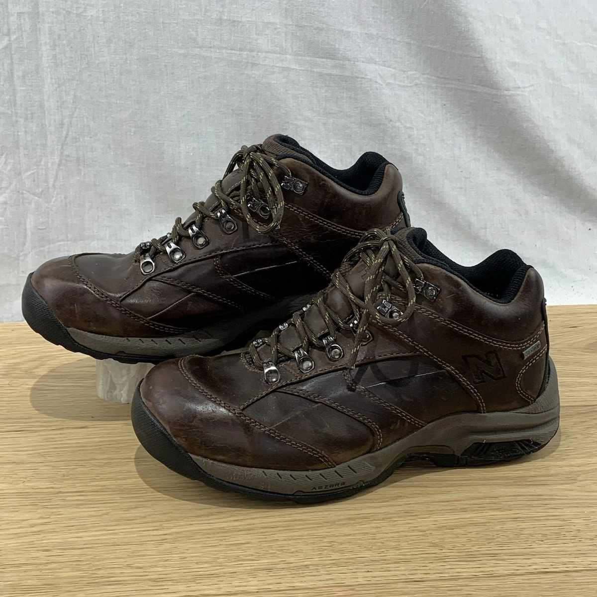 New Balance Men’s Boot Sz. 8 Waterproof 1400 Roll bar Brown Black Grey Hiking New Balance Brown Hiking Shoes & Boots for Men for sale | eBay main image 3
