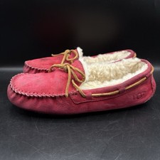 UGG Australia Slippers Wm 8 Red Sheepskin Suede Moccasin Shearling Lining 5612
